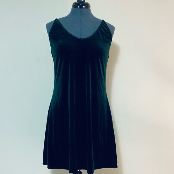 Emerald Dentelle Dress
